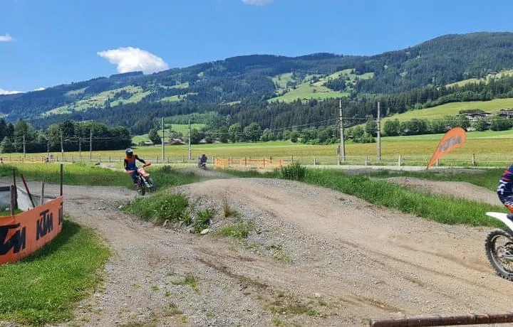 11.06.2022 - Familiennachmittag am E-Cross Park Bild 4